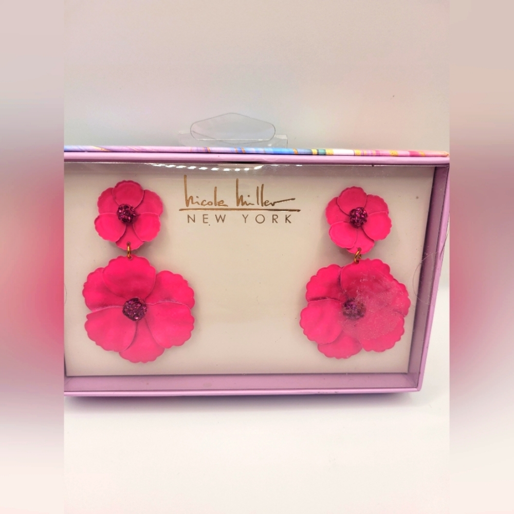 Nicole Miller Pink Flower Earrings In Box
